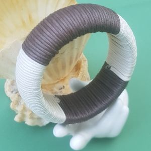 😺 Twine Bangle Bracelet